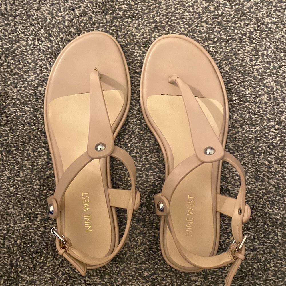Lightly used, Nine West size 7.5 sandals